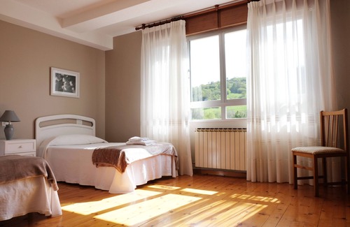 Puente Nuevo Hotel | La Terraza de Picos