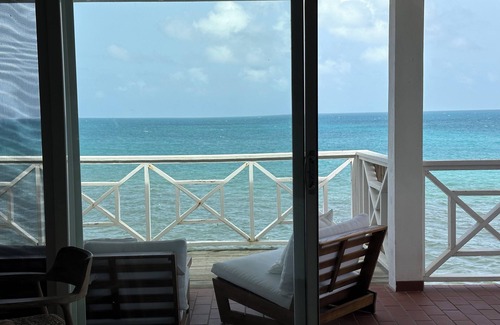 Dickenson Bay Condo | LA TERRAZZA