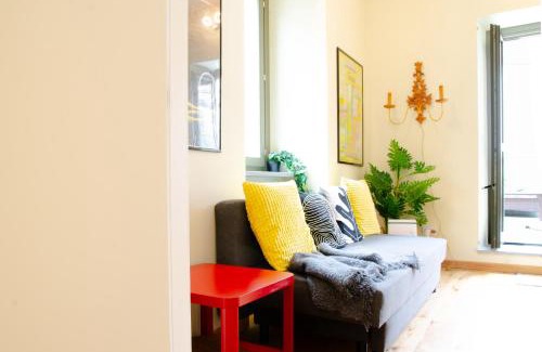 Borgo Dora Apartment | La Terrazza - by HAPPYHOSTORINO