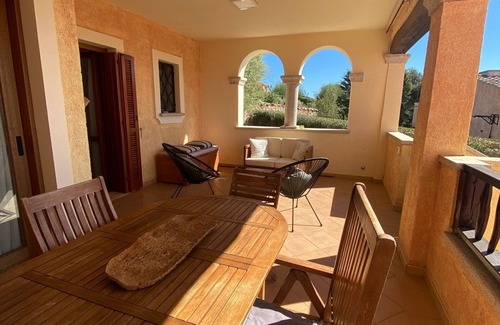 Pittulongu Apartment | La Terrazza Del Faro - Stunning 1 bedroom flat 600m from the beach