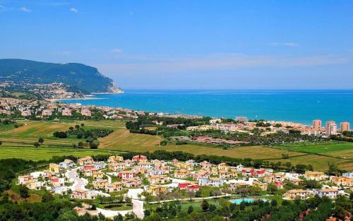 Numana Apartment | La Terrazza di Shanti