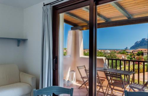 Porto San Paolo Apartment | La terrazza su Tavolara