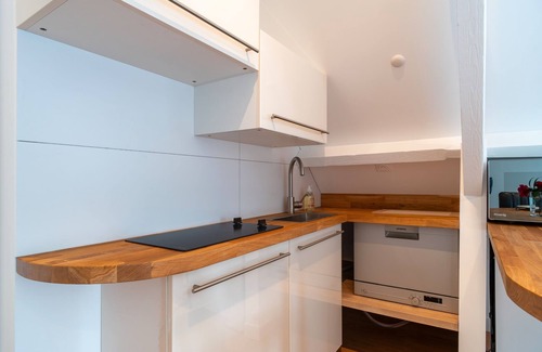 Benodet Apartment | La Timonerie - Studio climatisé à Bénodet, vue mer