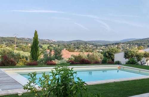 Draguignan House | La Tiny de Louis, au milieu des oliviers, avec jolie piscine