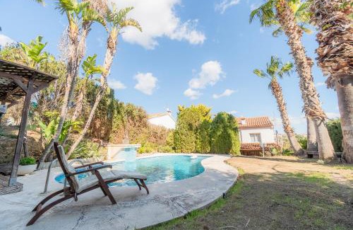La Pobla de Montornes House | La Torre: casa perfecta con piscina privada