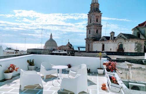 Centro Storico Bed & Breakfast | La Torre e il Mare Rooms by STHEY