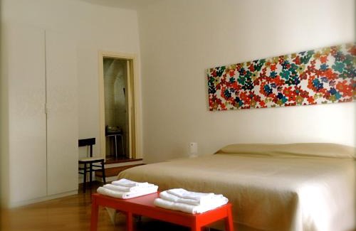 Centro Storico Bed & Breakfast | La Torre e il Mare Rooms by STHEY
