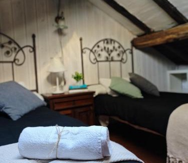 Munas House | La Torre Guest House