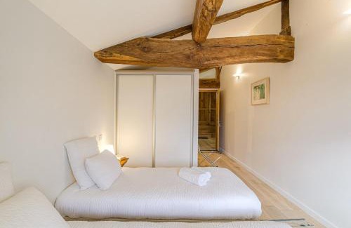 Ville-sur-Jarnioux Apartment | La Tour, Bel Appartement 10 mn Villefranche-sur-Saône