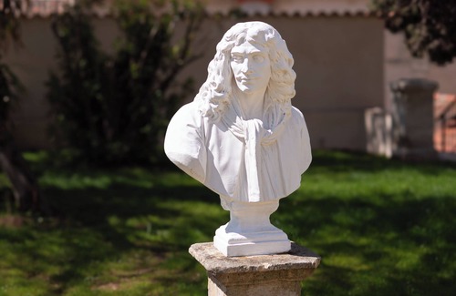 Pezenas Apartment | La Tour, Gîte Haut de Gamme aux Charpentes Apparentes, Avec Piscine et Sauna