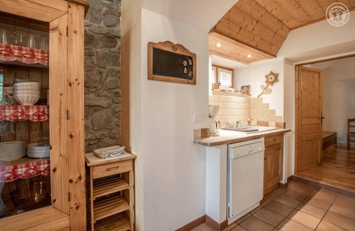 Saint-Martin-d'Arc House | LA Tour - St-martin-d'arc