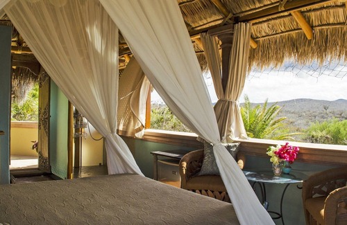 Vinorama Hotel | La Valise Los Cabos