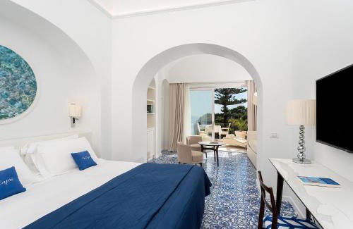 Capri Hotel | La Vega