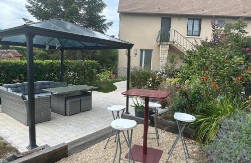 Verdigny House | "LA VERANDA" Gîte