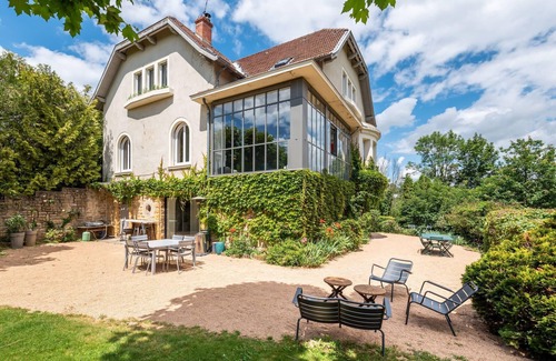 Saint-Cyr-au-Mont-d'Or Villa | La Verrière, amazing familiy house