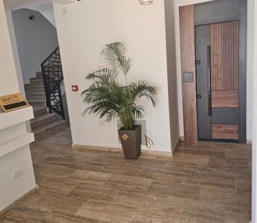 Maini Apartment | La Vida Apartments