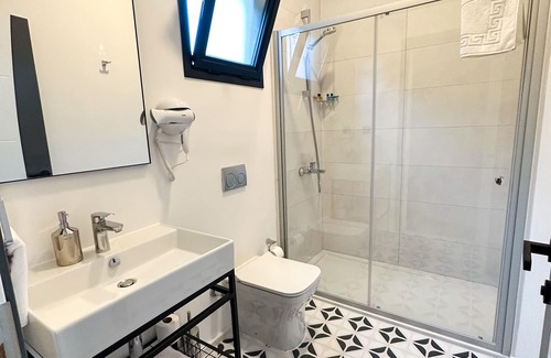 Ovabuku Hotel | La Vida Hotel