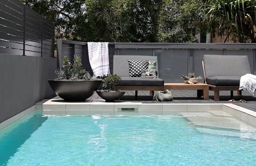 Mooloolaba House | 'La Vida' Mooloolaba - Just Steps To The Beach