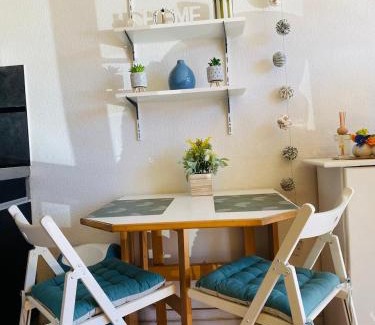 Lamalou-les-Bains Apartment | La vie en bleu