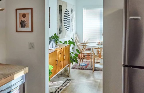 Los Angeles Apartment | La Vie en Rose 2n