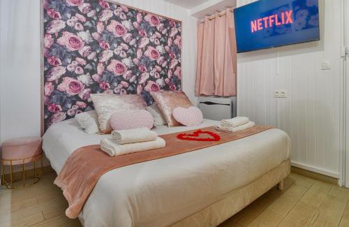 Montgeron Apartment | La Vie en Rose/Jacuzzi