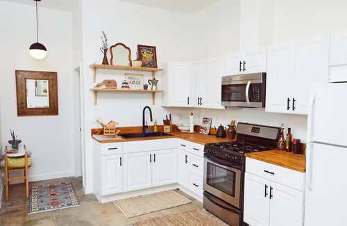 Los Angeles Apartment | La Vie En Rosenn