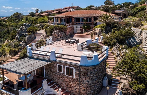 Villaggio Piras Villa | La Villa al Piras - fabulous villa with private access to the sea