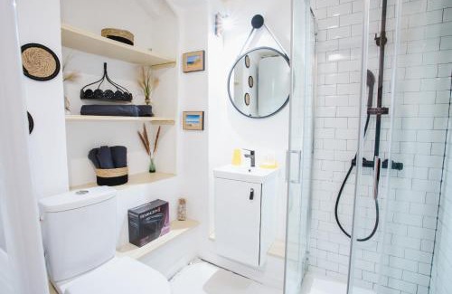 Honfleur Apartment | La Villa Au petit bonheur