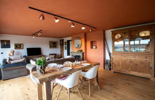 Somme-Leuze House | La Villa Ava