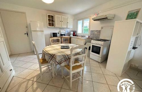 Saint-Jean-de-Fos House | La villa blanche - 2 personnes