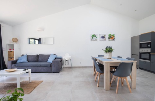 Saumane-de-Vaucluse Villa | La Villa des Fontaines 3* meublé de tourisme