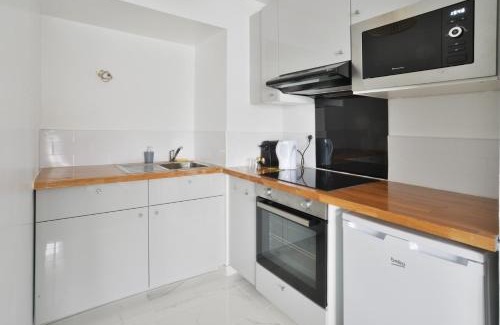 Courcouronnes Apartment | La Villa des Arts