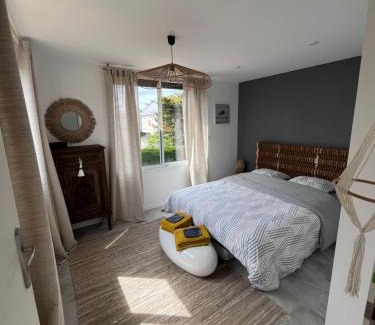 Saint-Martin de Brehal House | la Villa des Cigales