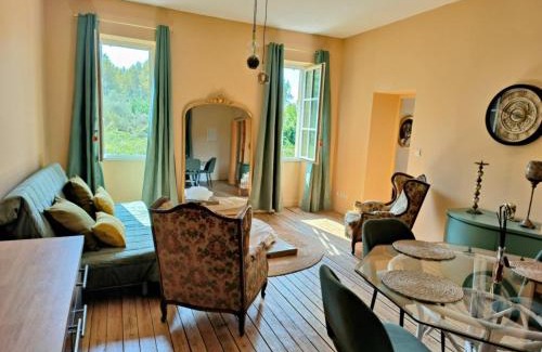 Saint-Bonnet-du-Gard Bed & Breakfast | La villa des figuiers
