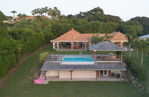 Le Francois Villa | La villa des Pachas, seaside with private pontoon, islands with kayak beach