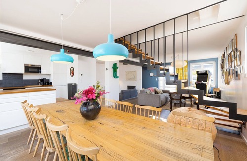Saint-Pair-sur-Mer Villa | La Villa du Thar | beach 300m, swimming pool, table soccer, arcade, pingpong, petanque
