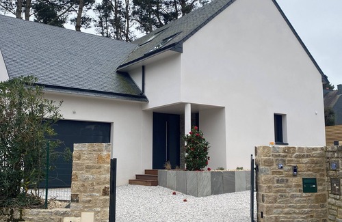 Baden Villa | La Villa du GOLFE On the edge of the Golf course, 5 minutes from the beaches and 15 minutes from Ile au Moines