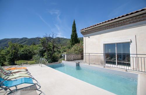 Gravieres Villa | La Villa du Mas Lachamp