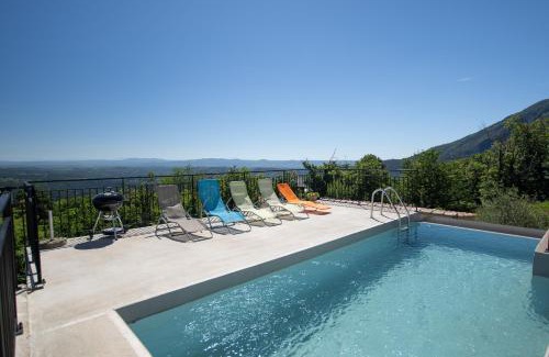 Gravieres Villa | La Villa du Mas Lachamp