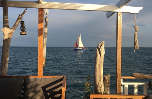 Lege-Cap-Ferret Boat Rental | La Villa Flottante Du Ferret