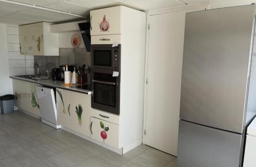 Naveil Apartment | La Villa