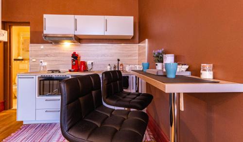 Gare-Jouvenet Apartment | La Villa