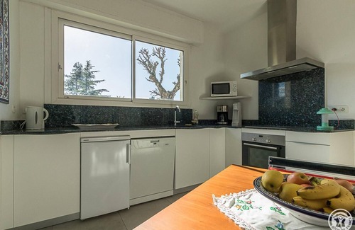 Revel House | La Villa Horizon - REVEL
