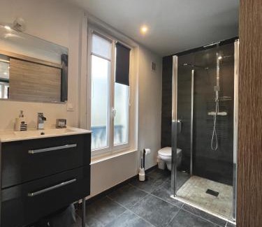 Blonville-sur-Mer Apartment | La Villa l'Oiseau Bleu proche de la plage et de Deauville ! Awards 2025