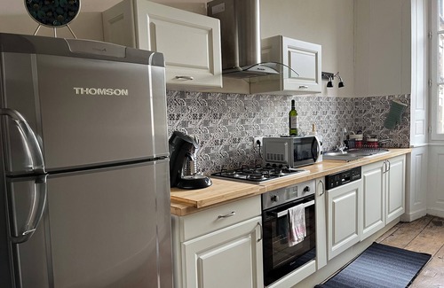 Aubusson Apartment | LA VILLA LOUANA 2, apartment 100 m 2, old-fashioned charm, high standing