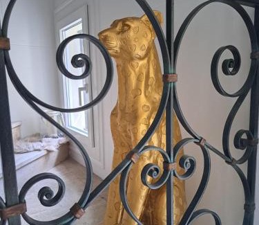 Bievres Bed & Breakfast | La Villa Martinière