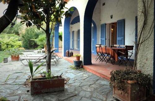 Thuir Villa | La Villa Nénuphar