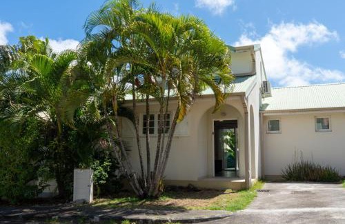 Sainte-Anne House | La Villa Noémie - Parking - Proche des Plages