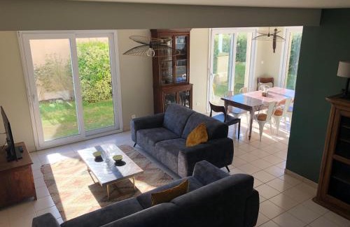 Gouville-sur-Mer House | La villa Noukey à 150m de la plage et des cabines
