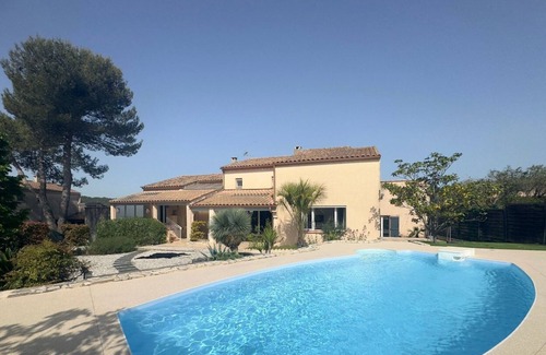 Teyran Villa | La Villa Spacieuse, With Pool, Near Montpellier
